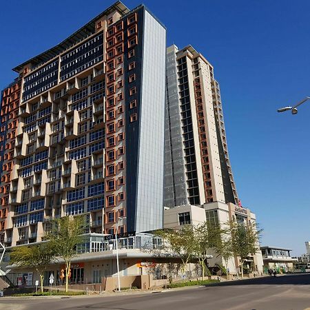 Apartments At Itowers, Cbd, Gaborone Eksteriør billede